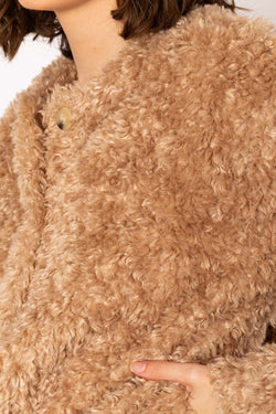 Carraig Donn 24Aw Furry Short Jacket in Camel