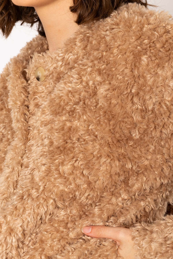 Carraig Donn 24Aw Furry Short Jacket in Camel