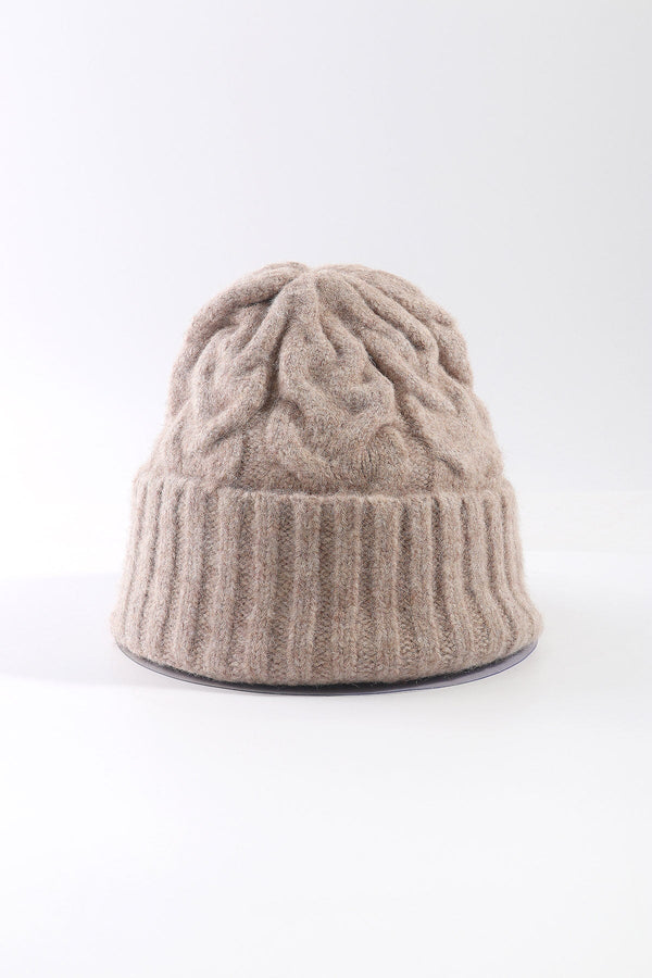 Carraig Donn Beige Cable Knit Beanie