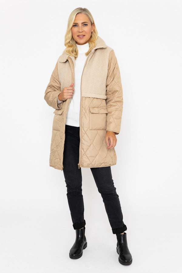 Carraig Donn Beige Quilted Jacket With Contrast Fabric