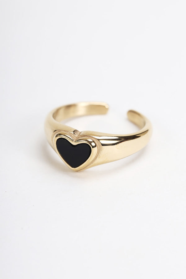 Carraig Donn Black Heart Ring