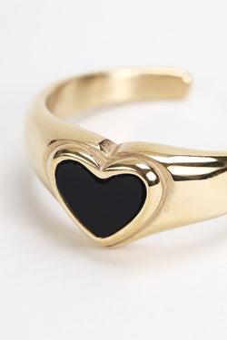 Carraig Donn Black Heart Ring