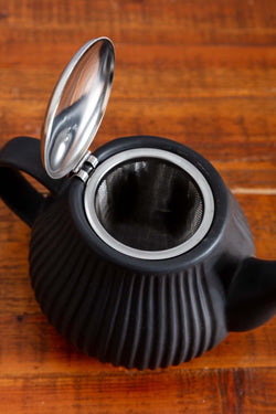 Carraig Donn Black Teapot