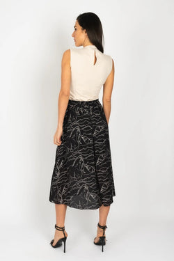 Carraig Donn Black & White Print Midi Skirt