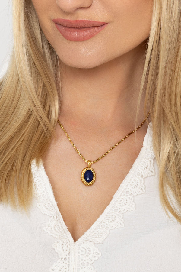 Carraig Donn Blue Stone Necklace