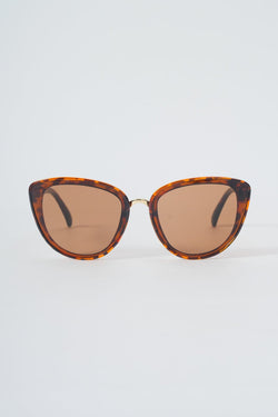 Carraig Donn Brown Cateye Sunglasses