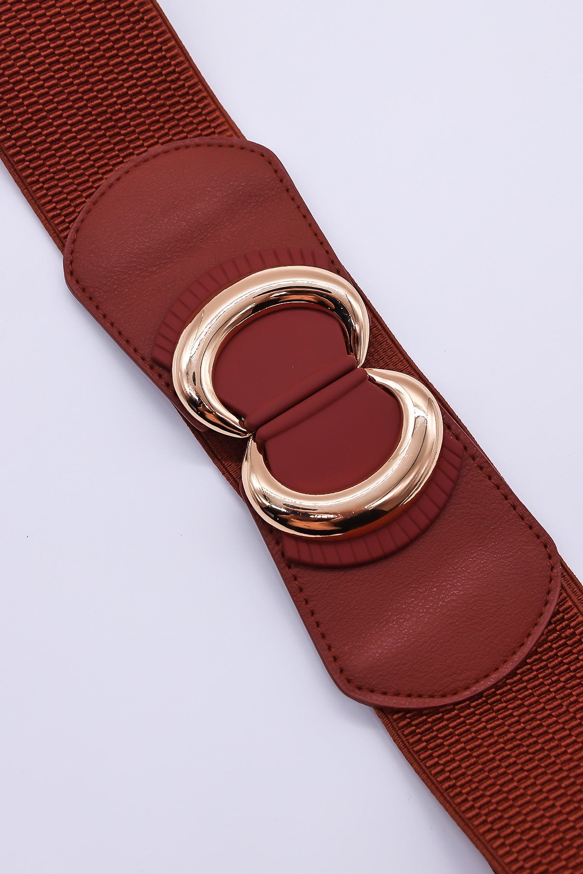 Gold elastic outlet belt