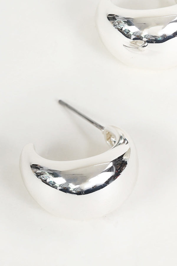 Carraig Donn Chunky Silver Curve Hoop Earrings