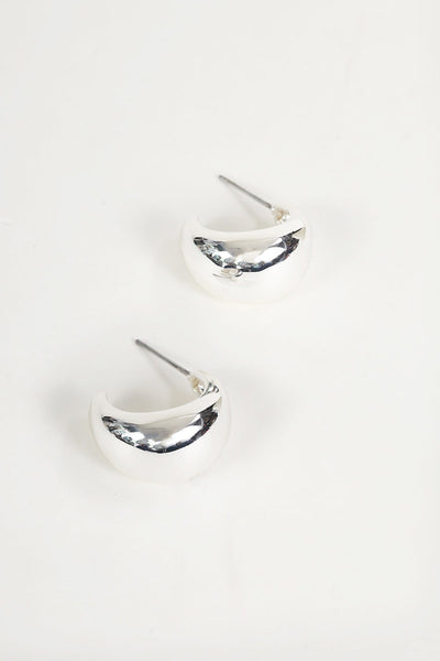 Carraig Donn Chunky Silver Curve Hoop Earrings