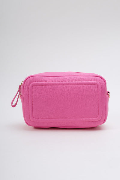 Carraig Donn Classic Camera Crossbody Bag in Pink