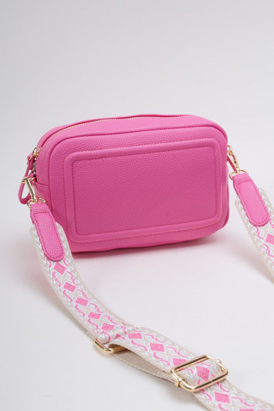 Carraig Donn Classic Camera Crossbody Bag in Pink