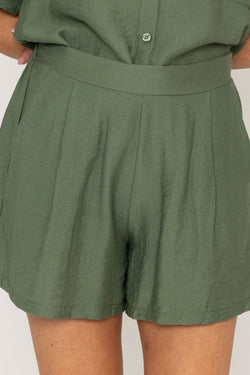 Carraig Donn Khaki Shorts