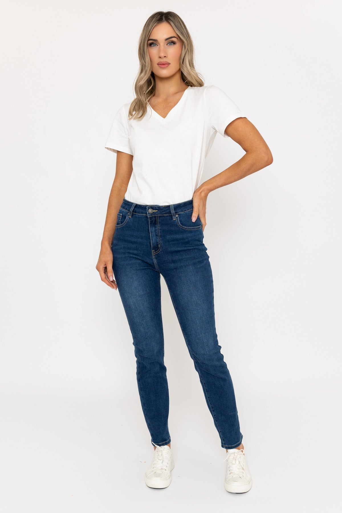 Lana Straight Leg Jeans in Medium Blue