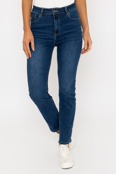 Carraig Donn Lana Straight Leg Jeans in Medium Blue