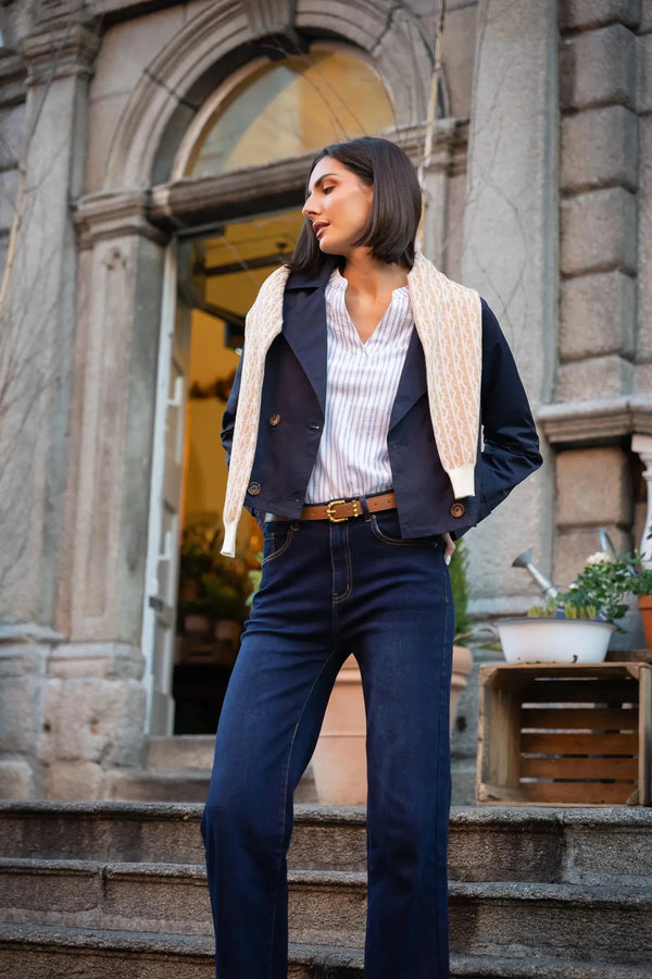 Carraig Donn Lightweight Cropped Trench Coat in Navy