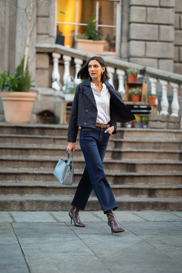 Carraig Donn Lightweight Cropped Trench Coat in Navy