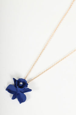 Carraig Donn Navy Flower Pendant Necklace