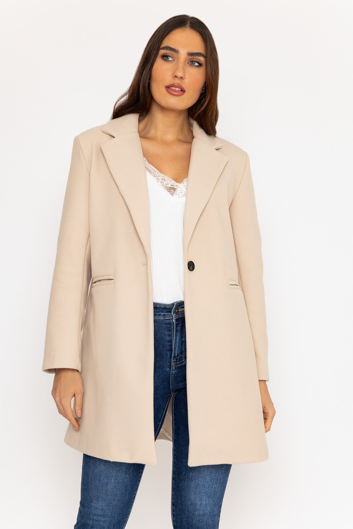 Women on sale cream coat