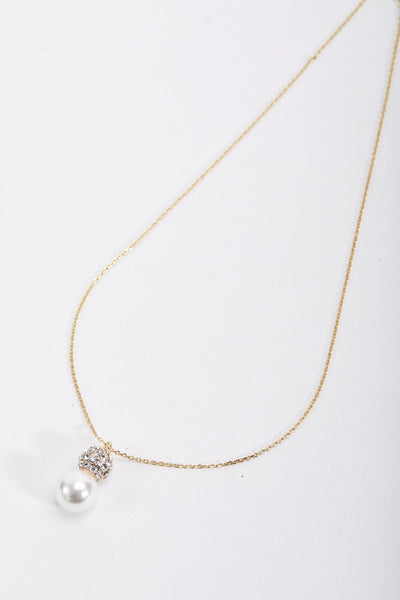 Carraig Donn Pearl and Diamante Gold Necklace