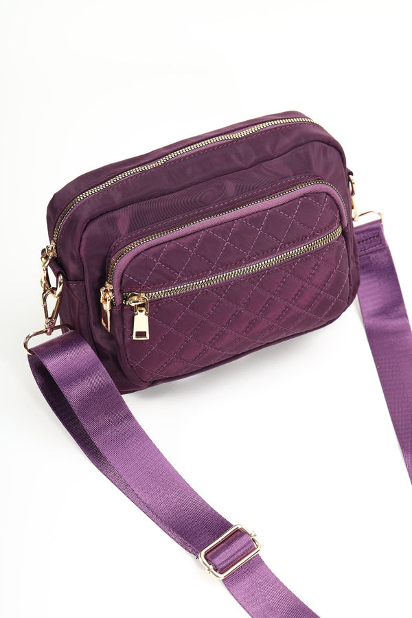 Carraig Donn Quilted Front Nylon Camera Bag in Purple