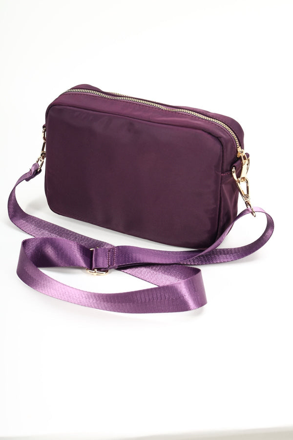 Carraig Donn Quilted Front Nylon Camera Bag in Purple