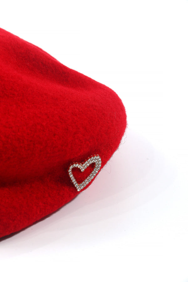 Carraig Donn Red Wool Beret With Heart Pin