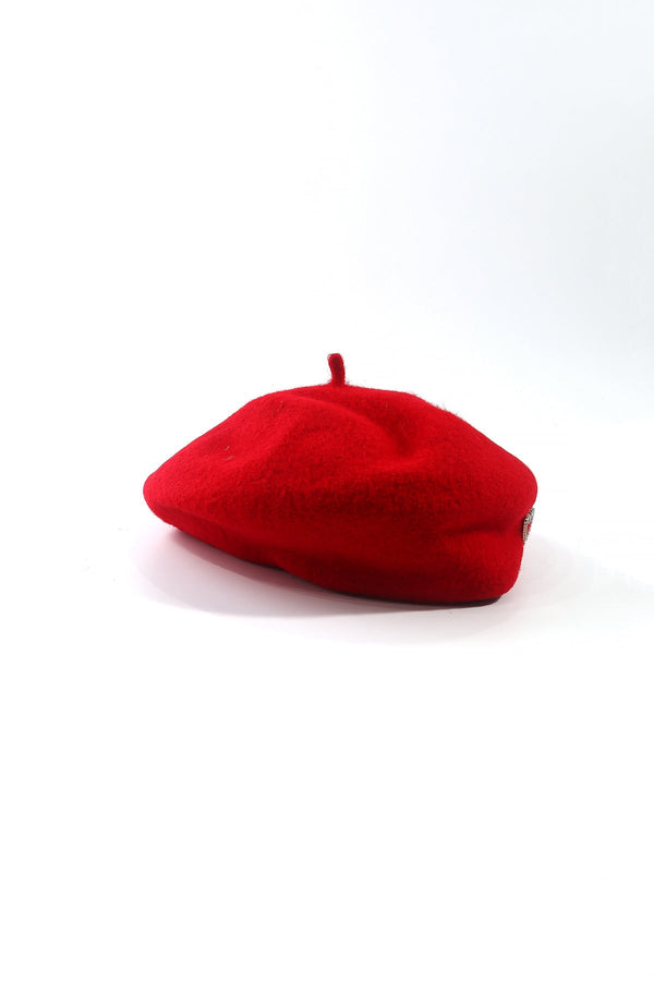 Carraig Donn Red Wool Beret With Heart Pin