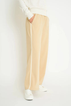 Carraig Donn Relaxed Fit Trousers in Camel