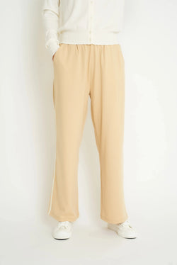 Carraig Donn Relaxed Fit Trousers in Camel