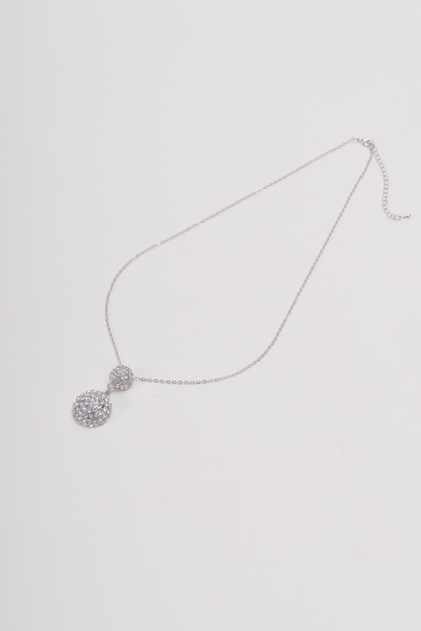 Carraig Donn Round Clear Stone Silver Pendant Necklace