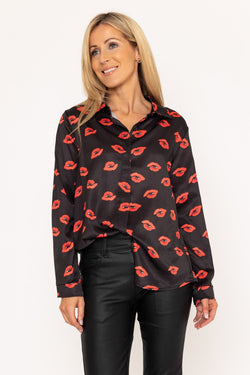 Carraig Donn Sateen Black & Red Lip Print Shirt