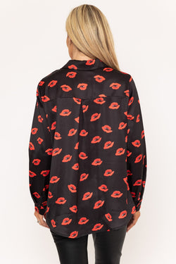 Carraig Donn Sateen Black & Red Lip Print Shirt