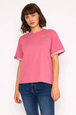 Carraig Donn Short Sleeves Applique T-Shirt in Pink