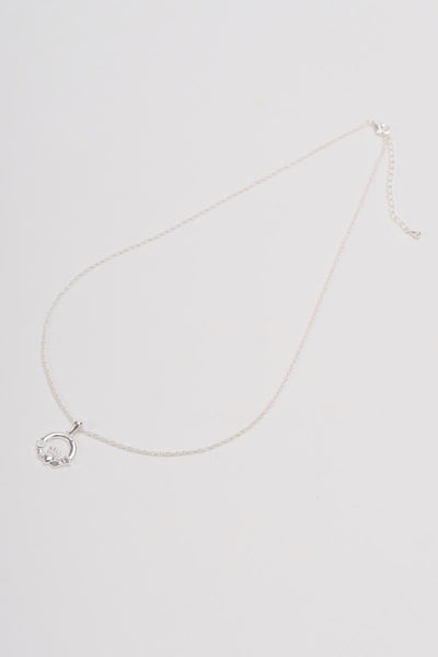 Carraig Donn Silver Claddagh Necklace