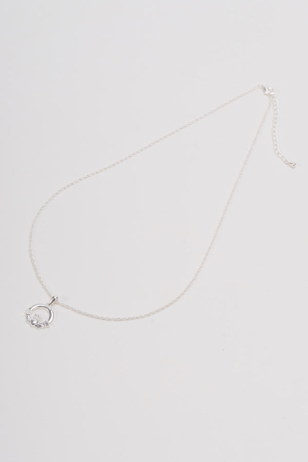 Carraig Donn Silver Claddagh Necklace