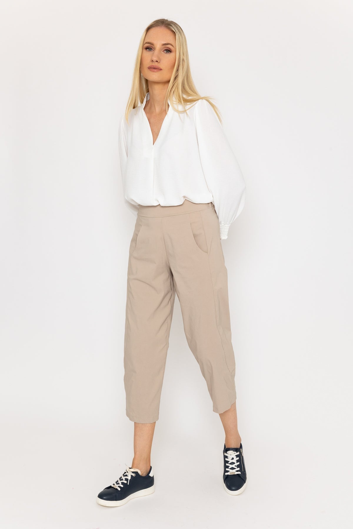 Image 1 de PANTALON SLOUCHY AVEC CEINTURE de Zara | Slouchy pants, Trousers  women, Slouchy pants outfit