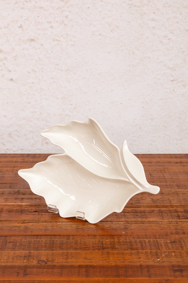 Carraig Donn White Ceramic Double Leaf Shape Serving Platter