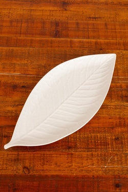 Carraig Donn White Ceramic Textured Leaf Platter