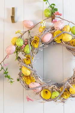 Carraig Donn Yellow Easter Wreath