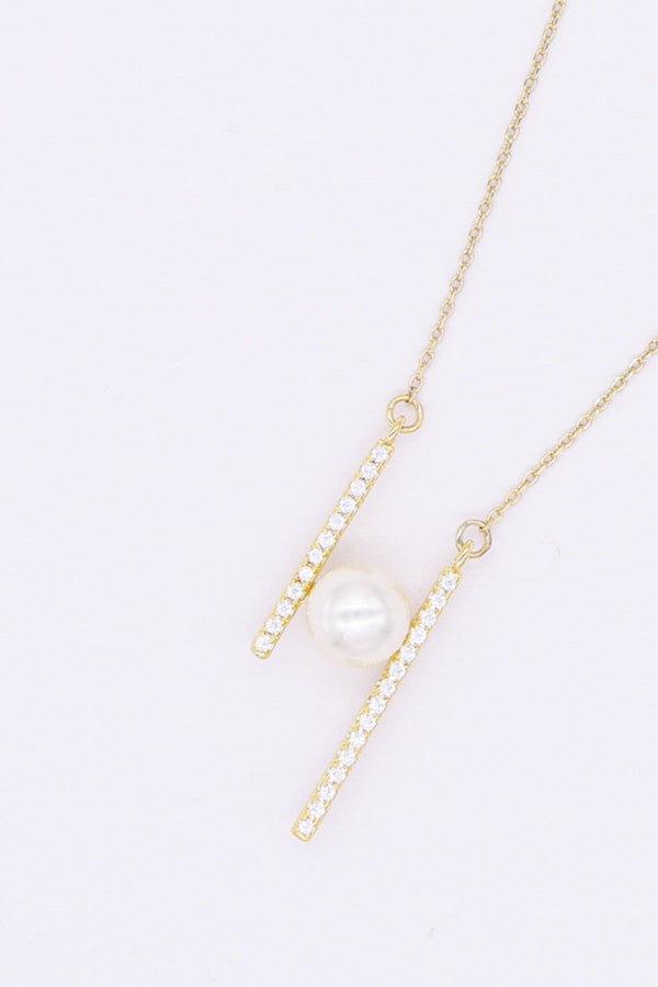 Pearl Necklace in Gold