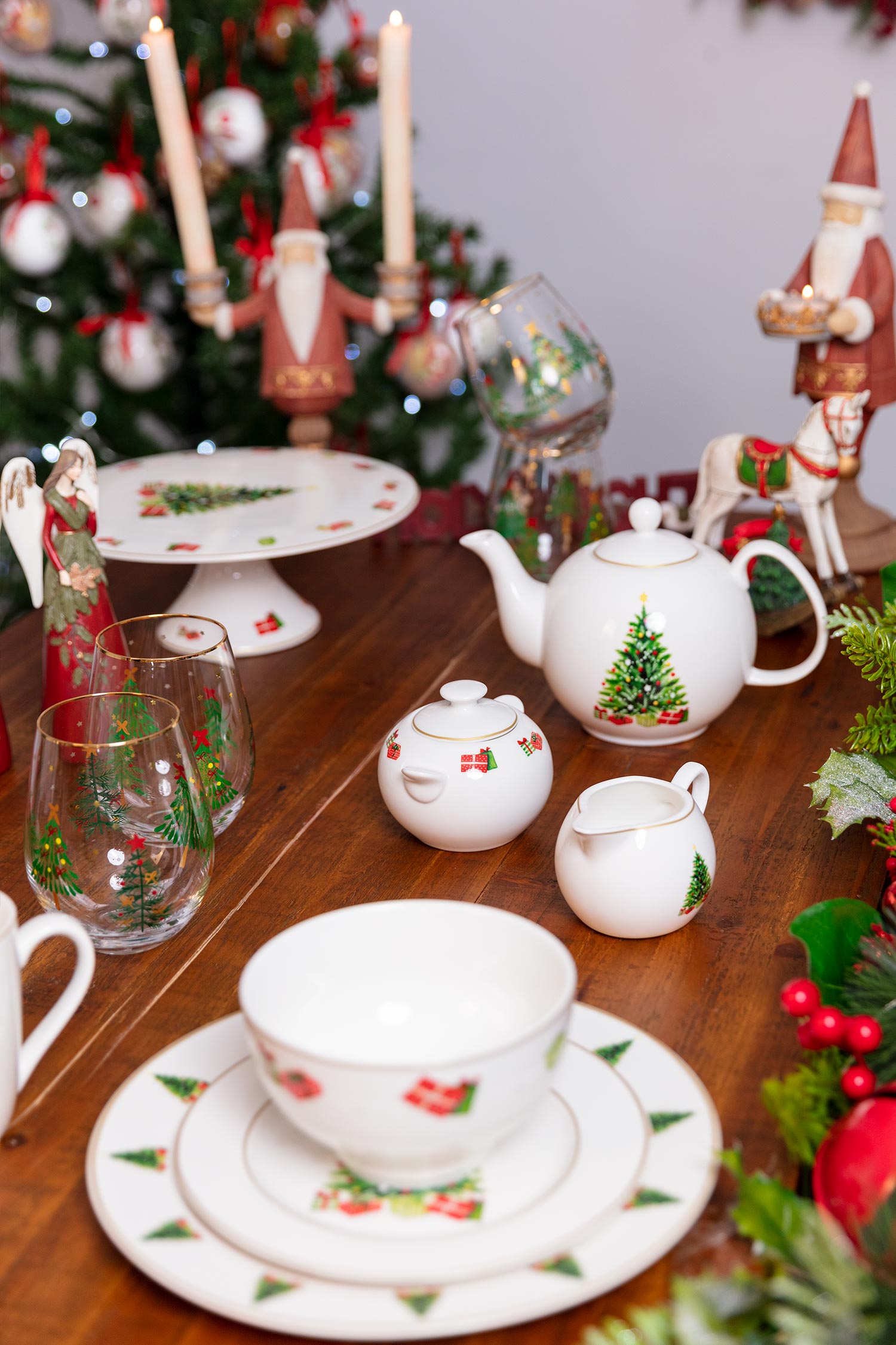 Christmas tree dinner plates online