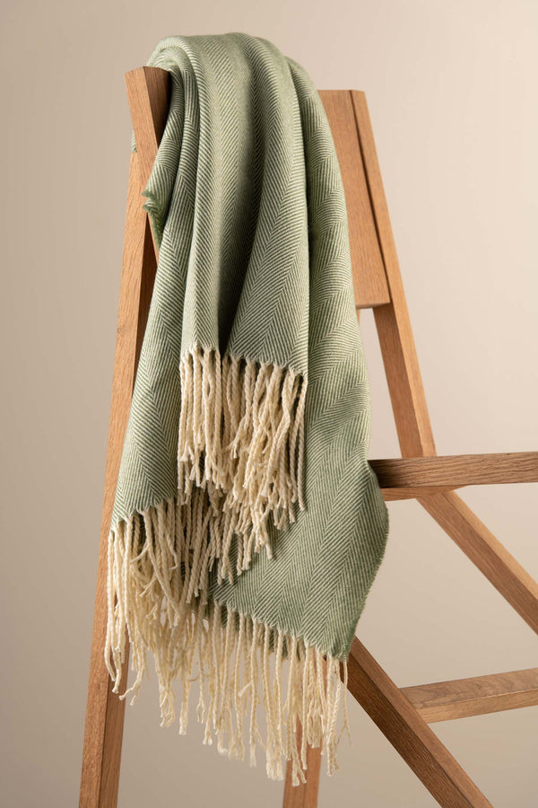 Carraig Donn Forest Green Herringbone Throw