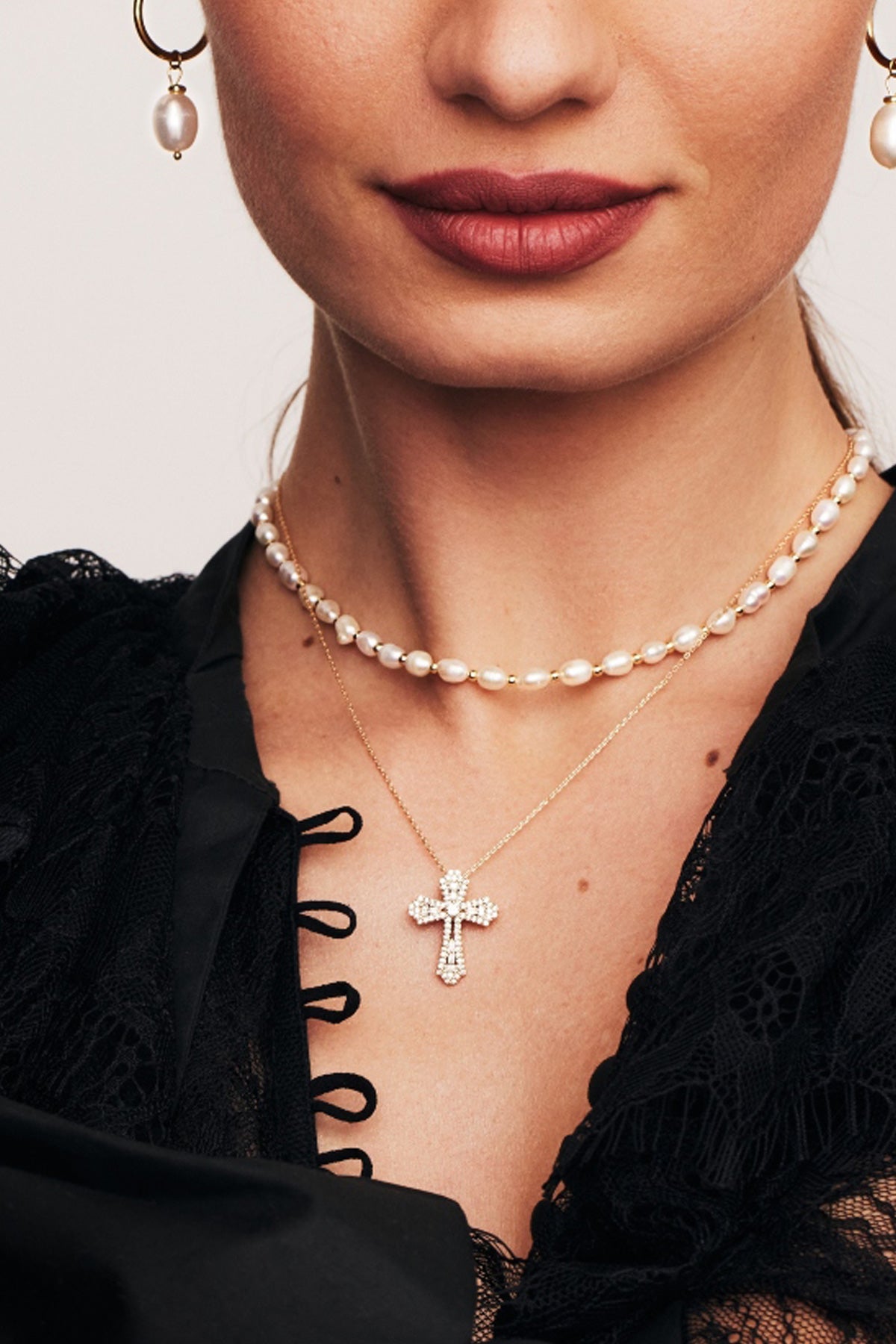 Long cross necklace forever on sale 21