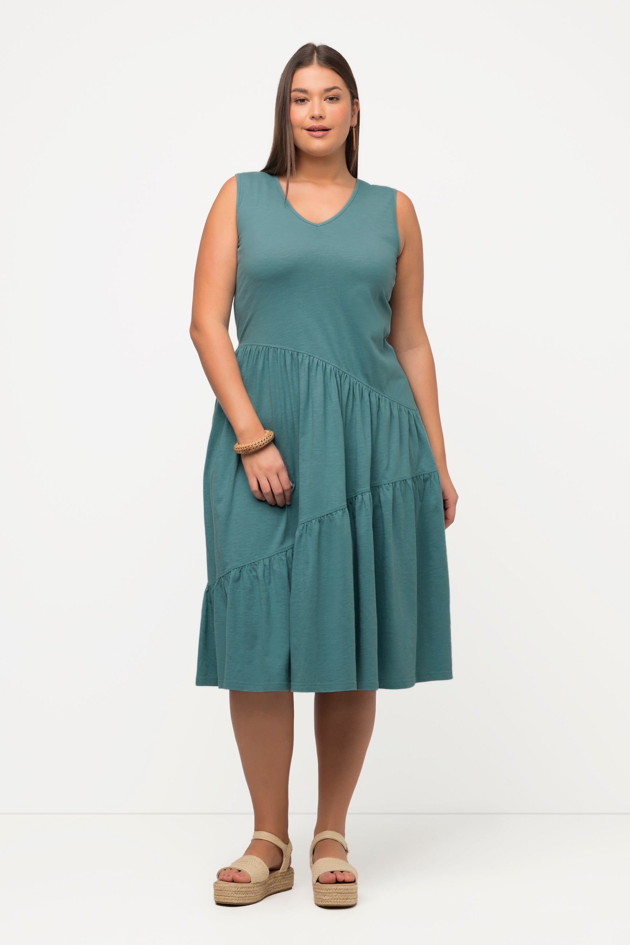 Mint green sleeveless clearance dress