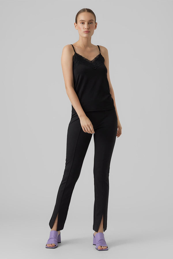 Carraig Donn Jade Milla Singlet Top in Black