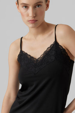 Carraig Donn Jade Milla Singlet Top in Black