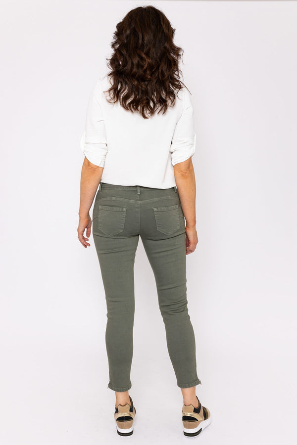 Carraig Donn Short Zip Jeans in Khaki