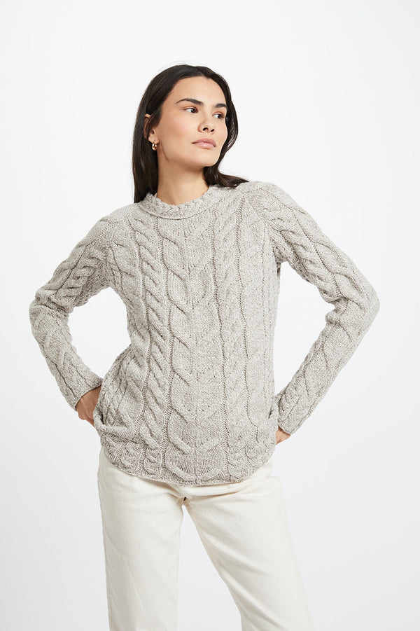 Carraig Donn Supersoft Raglan Sweater in Wicker