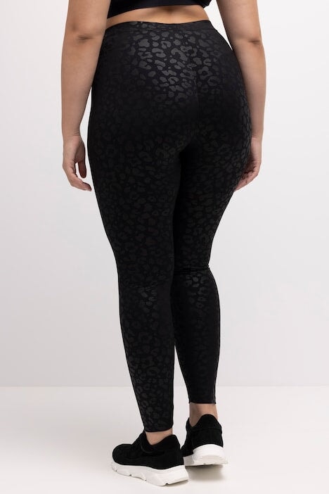 Fourway Stretch Body Shaping Legging In Black, Accessories :: All  Winterwear Online Lingerie Shopping: Clovia