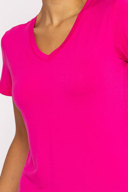 Carraig Donn V Neck Tee in Pink